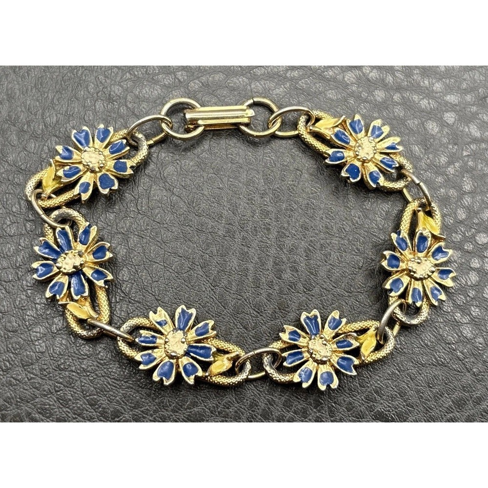 Vintage Enamel Blue White Daisy Flower Link Bracelet Gold Tone 8"